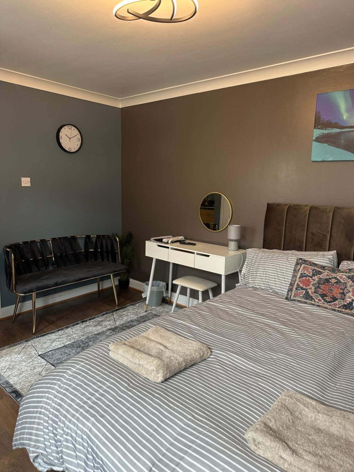 Amazing Ground Floor One Bedroom Apartment Forest Road Londra Esterno foto